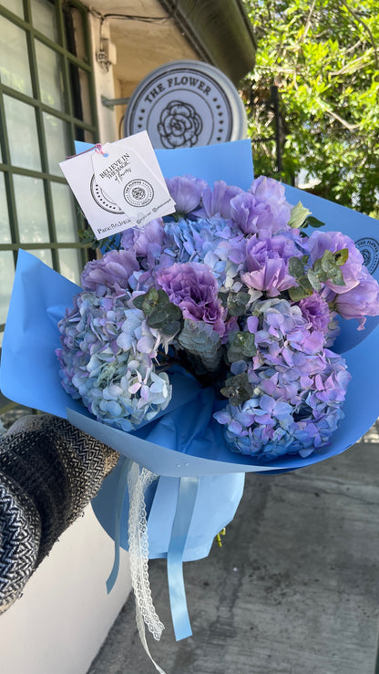 Hortensias y Lisianthus