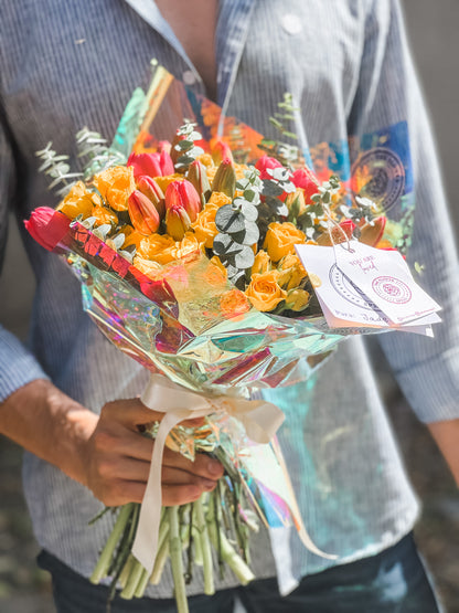 10 Tulipanes y mini rosas