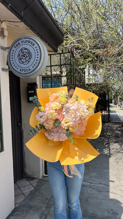 Hortensias y Lisianthus